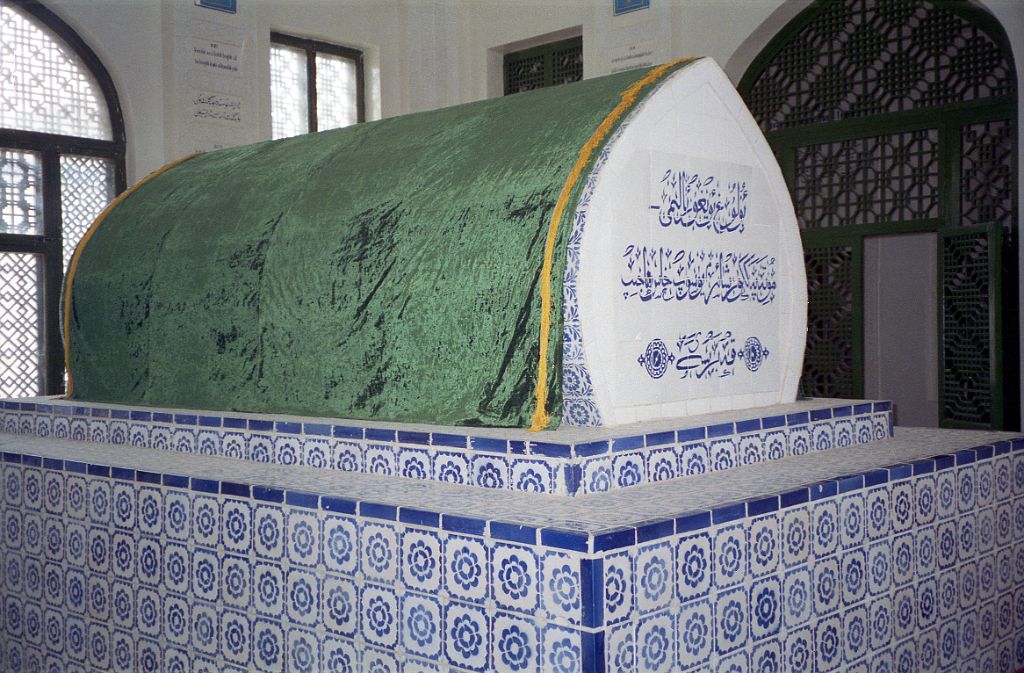 36 Tomb Of Yusuf Has Hajib Inside Near Kashgar 1993